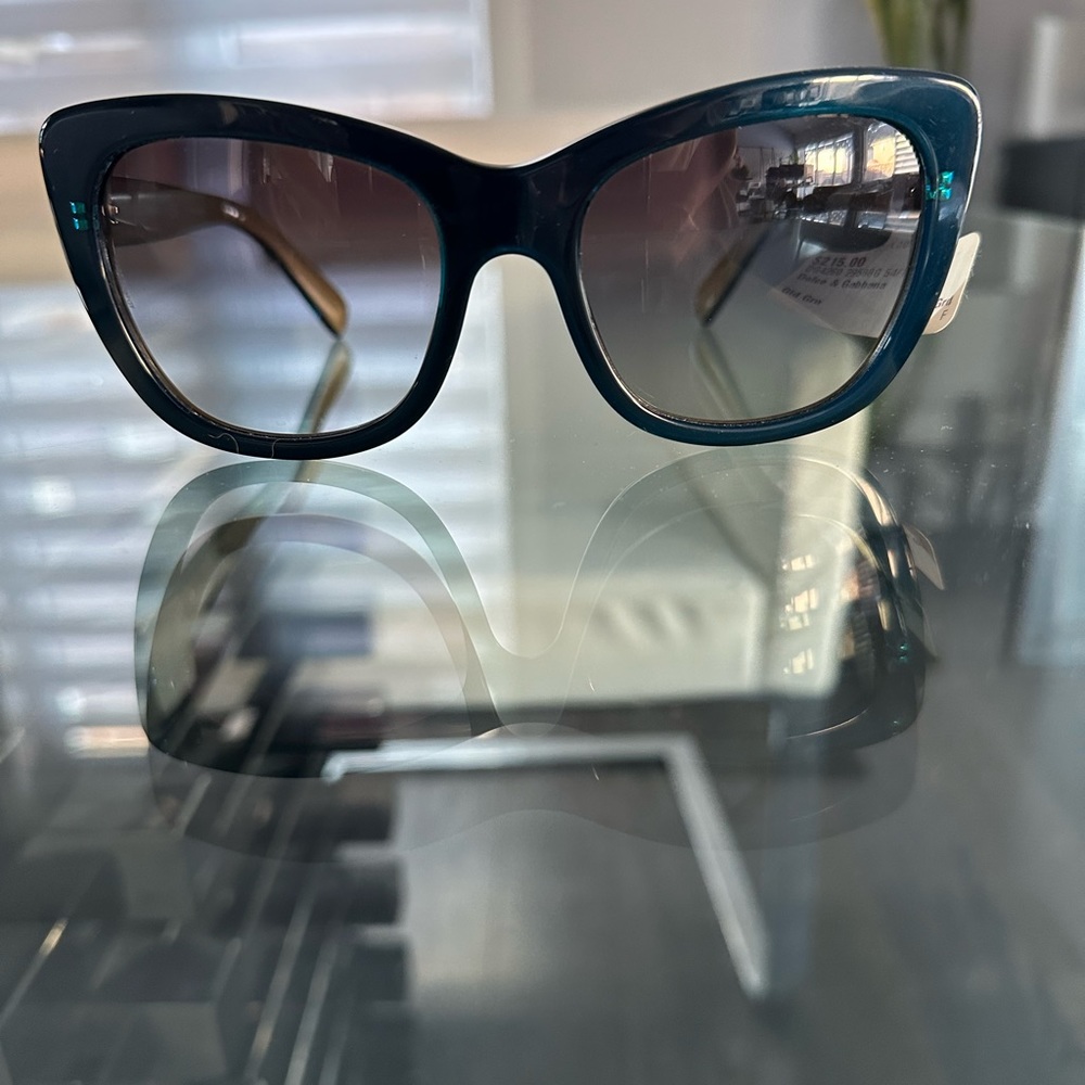 D&G sunglasses !!